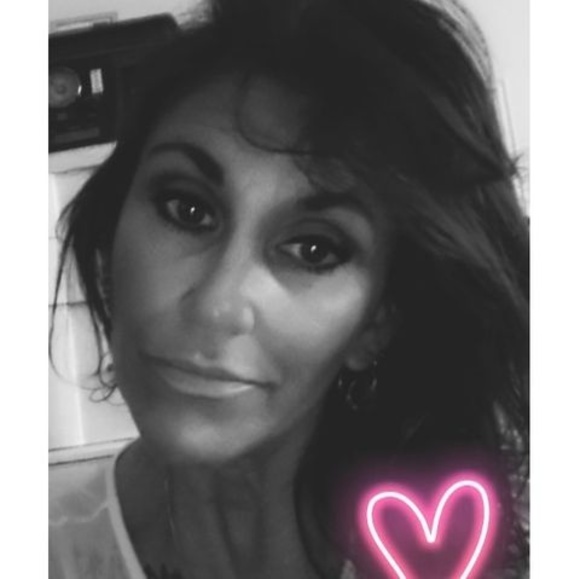 Meet your Posher, Megs - Picture 1 of 1